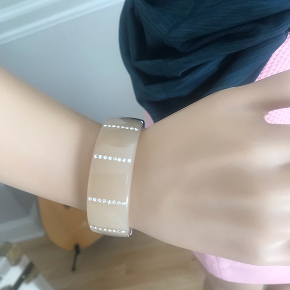 Ann Taylor Hinged Bangle. Pretty Diamanté detailing. New with Tags. - Picture 1 of 5